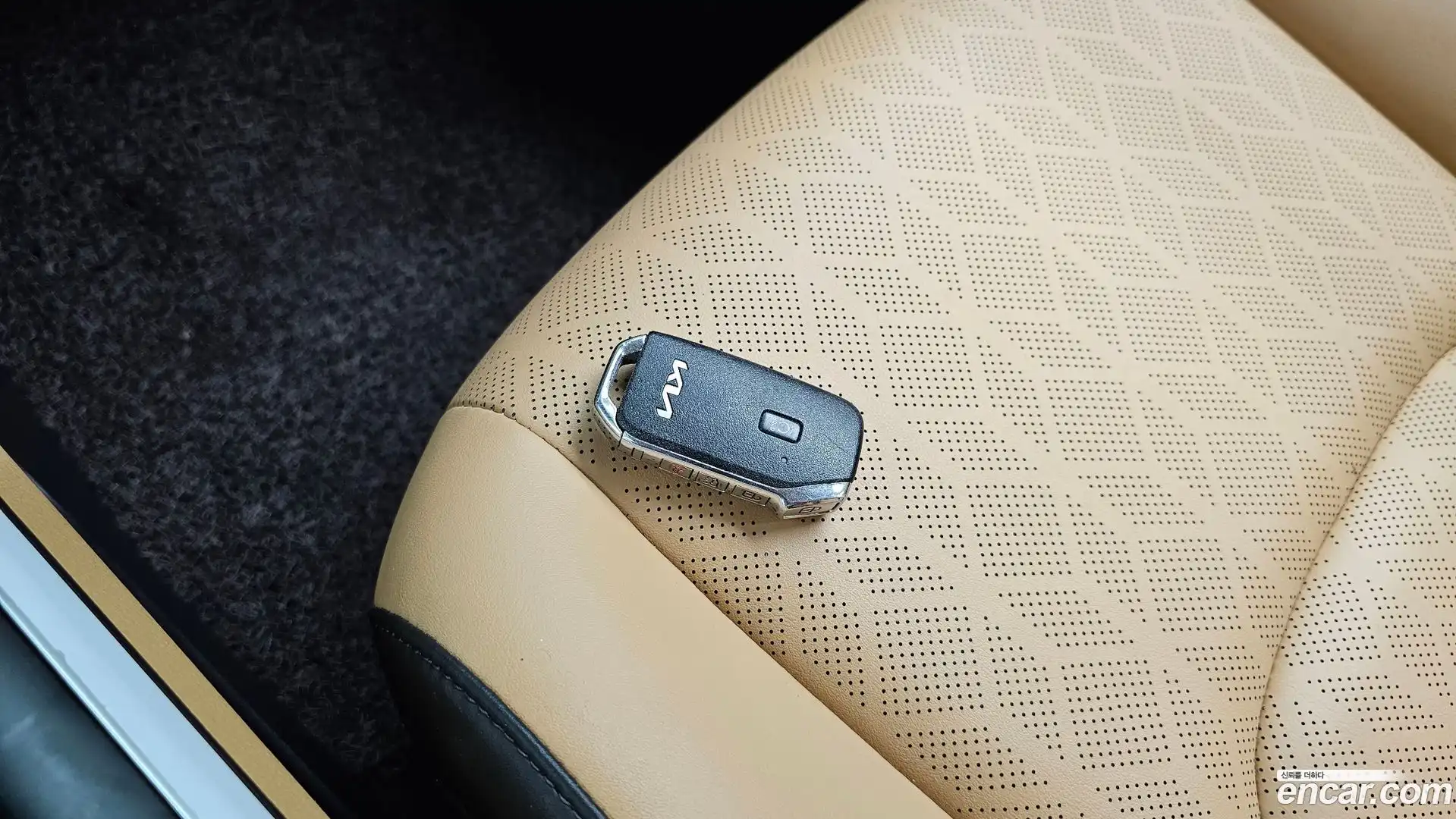 Canival Kia 2022.5-OPTION-045