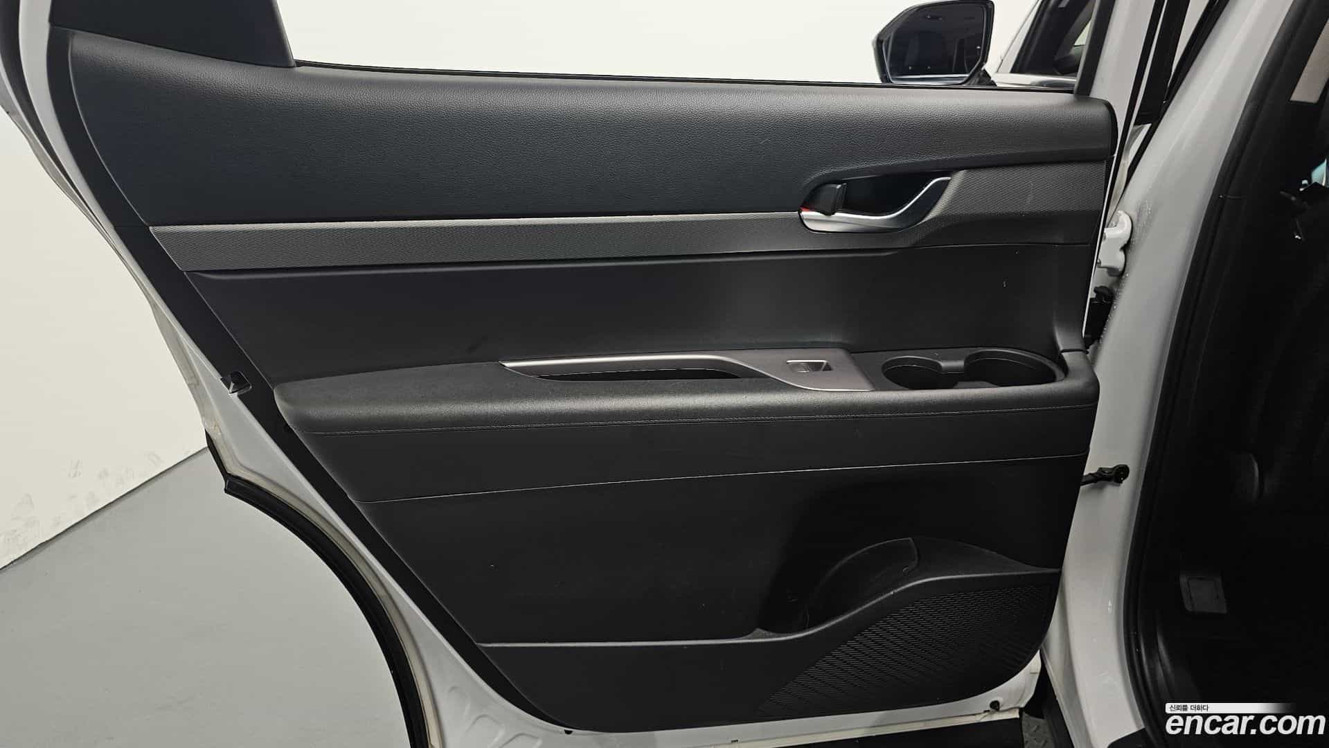 Palisade Hyundai 2021.0-INNER-035