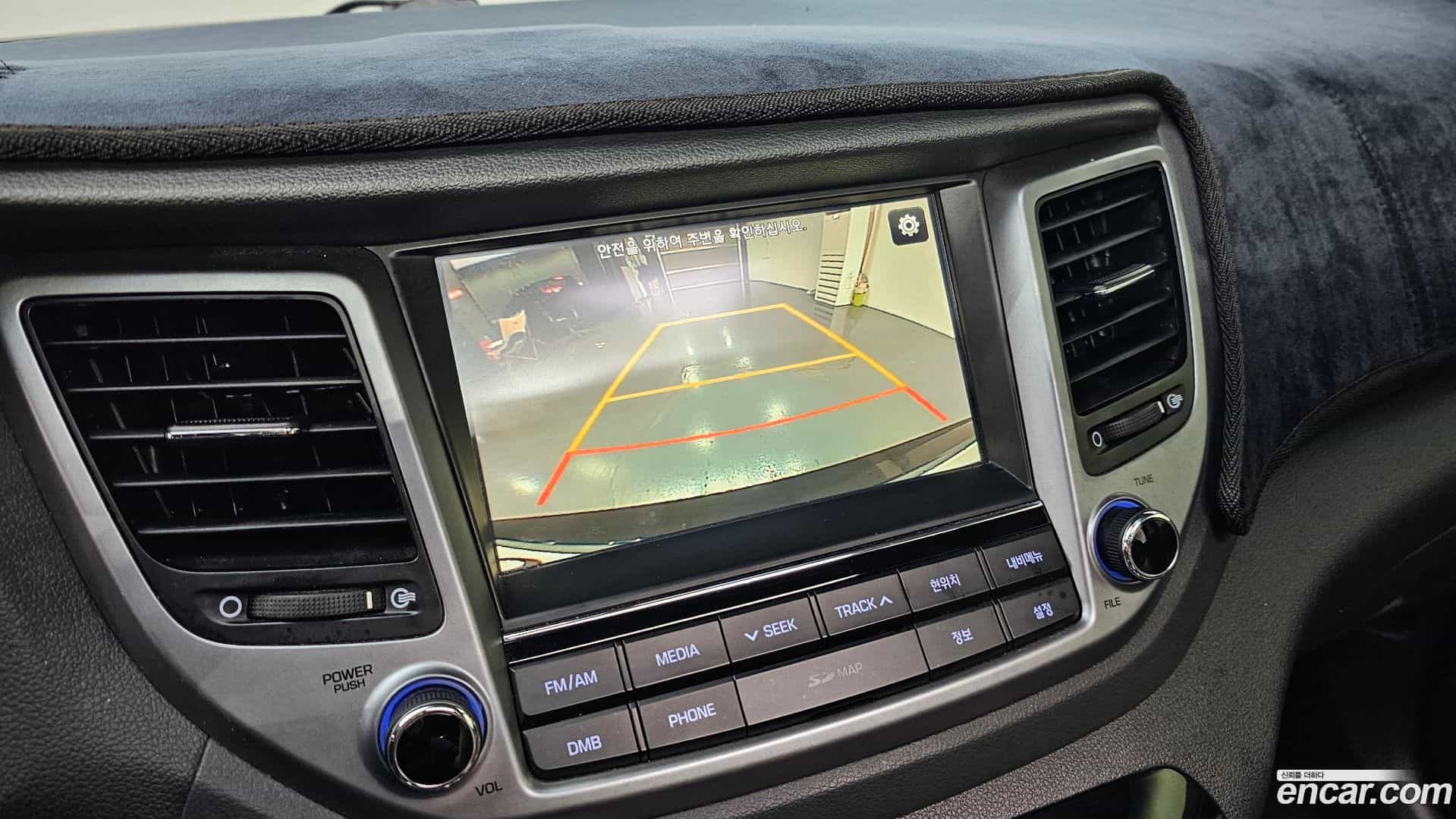 Tucson Hyundai 2016.3-OPTION-019
