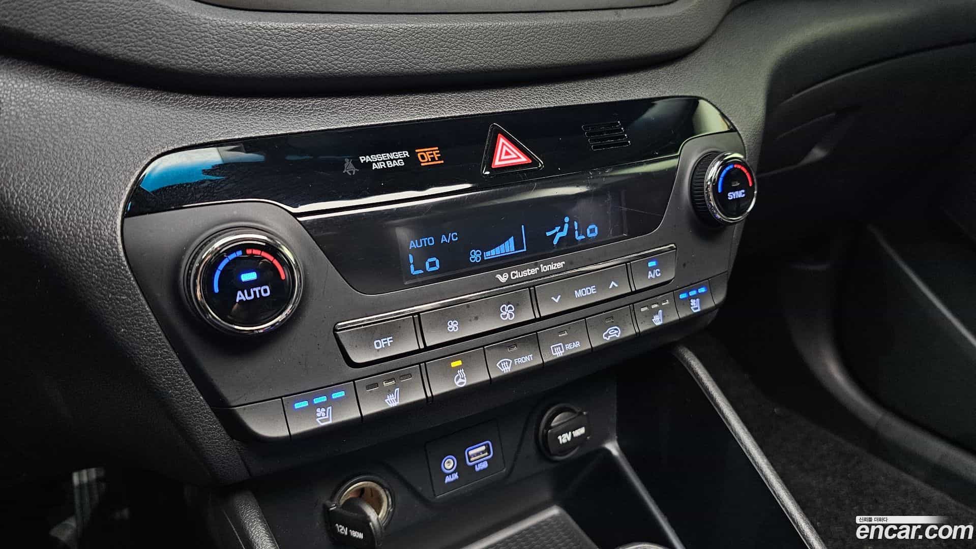 Tucson Hyundai 2016.3-OPTION-044