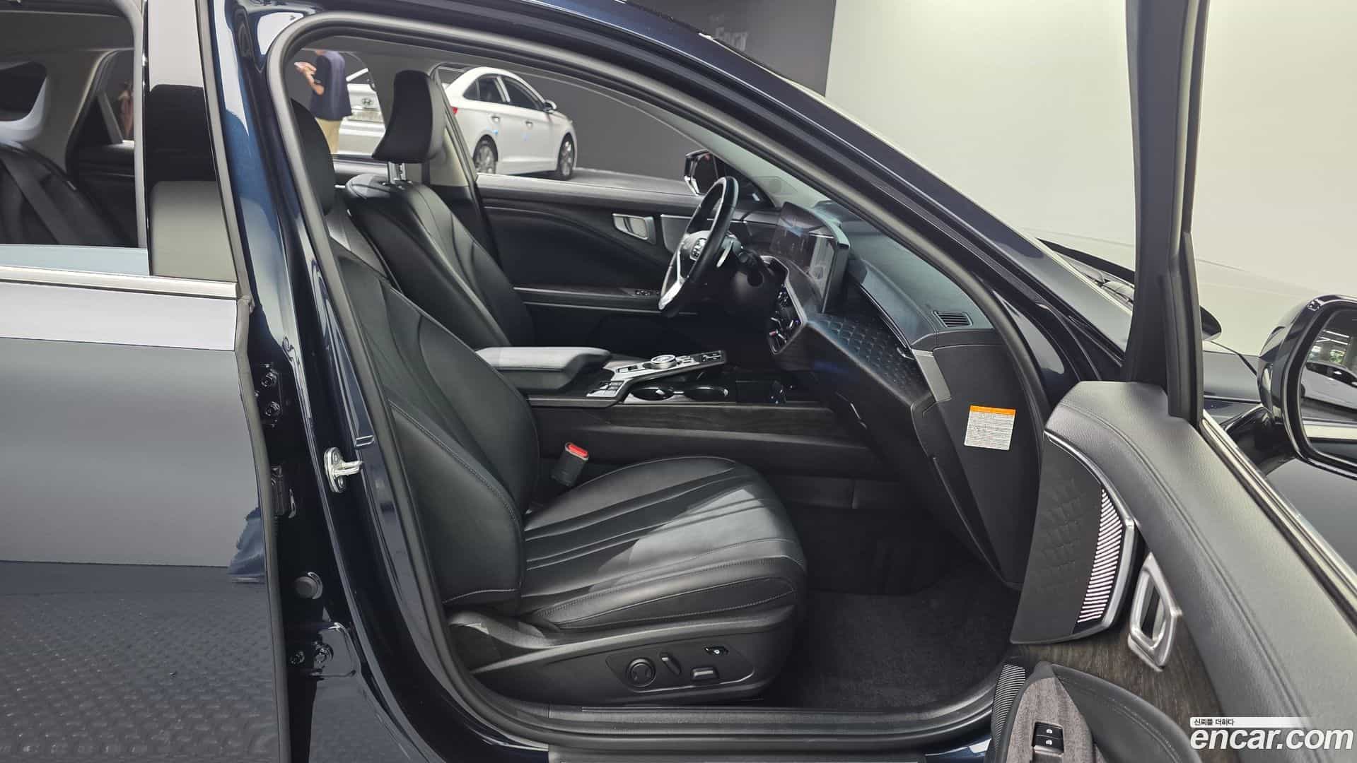 K8 Kia 2023.4-INNER-036