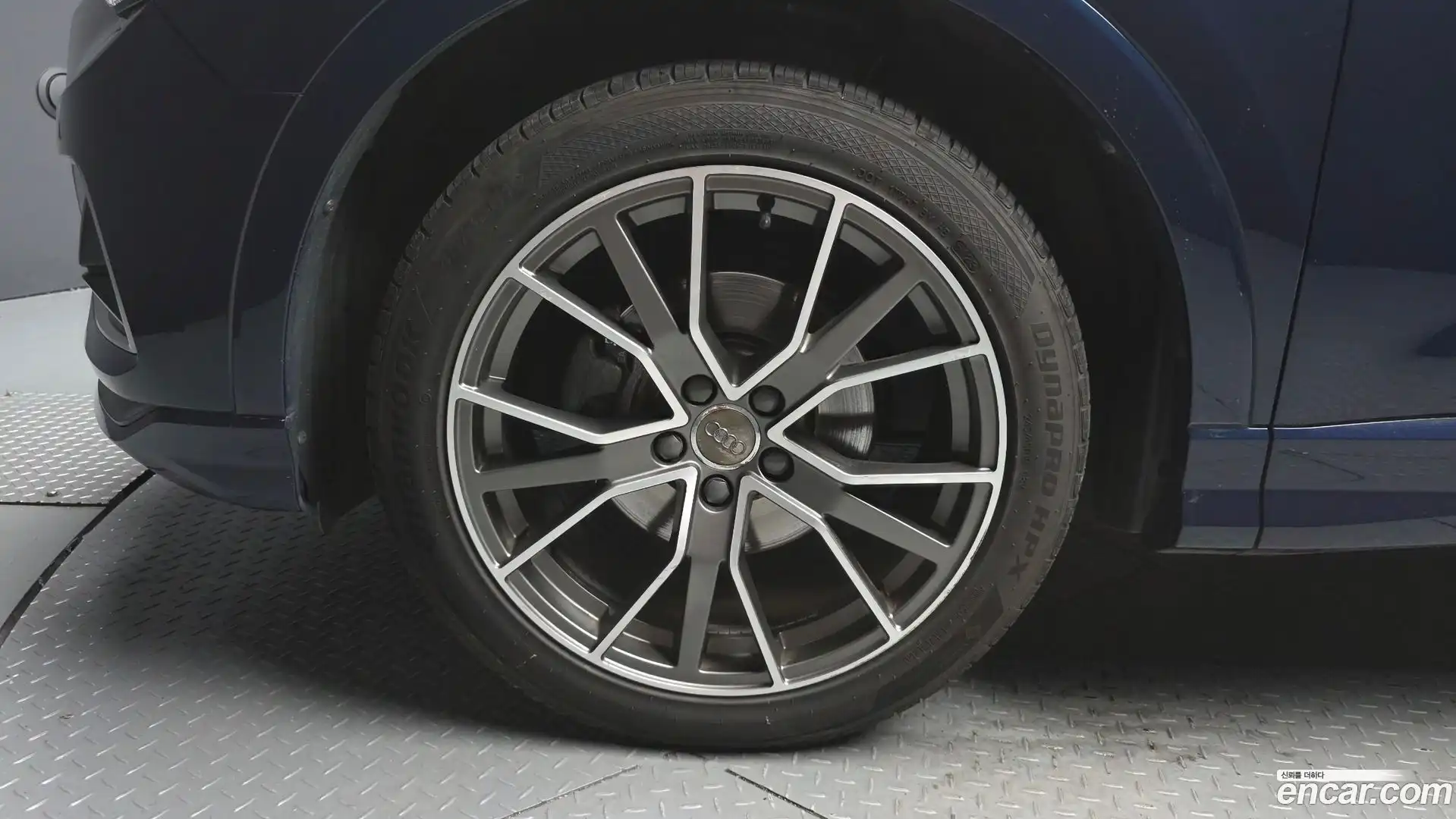 Q3 Audi 2020.4-OUTER-005