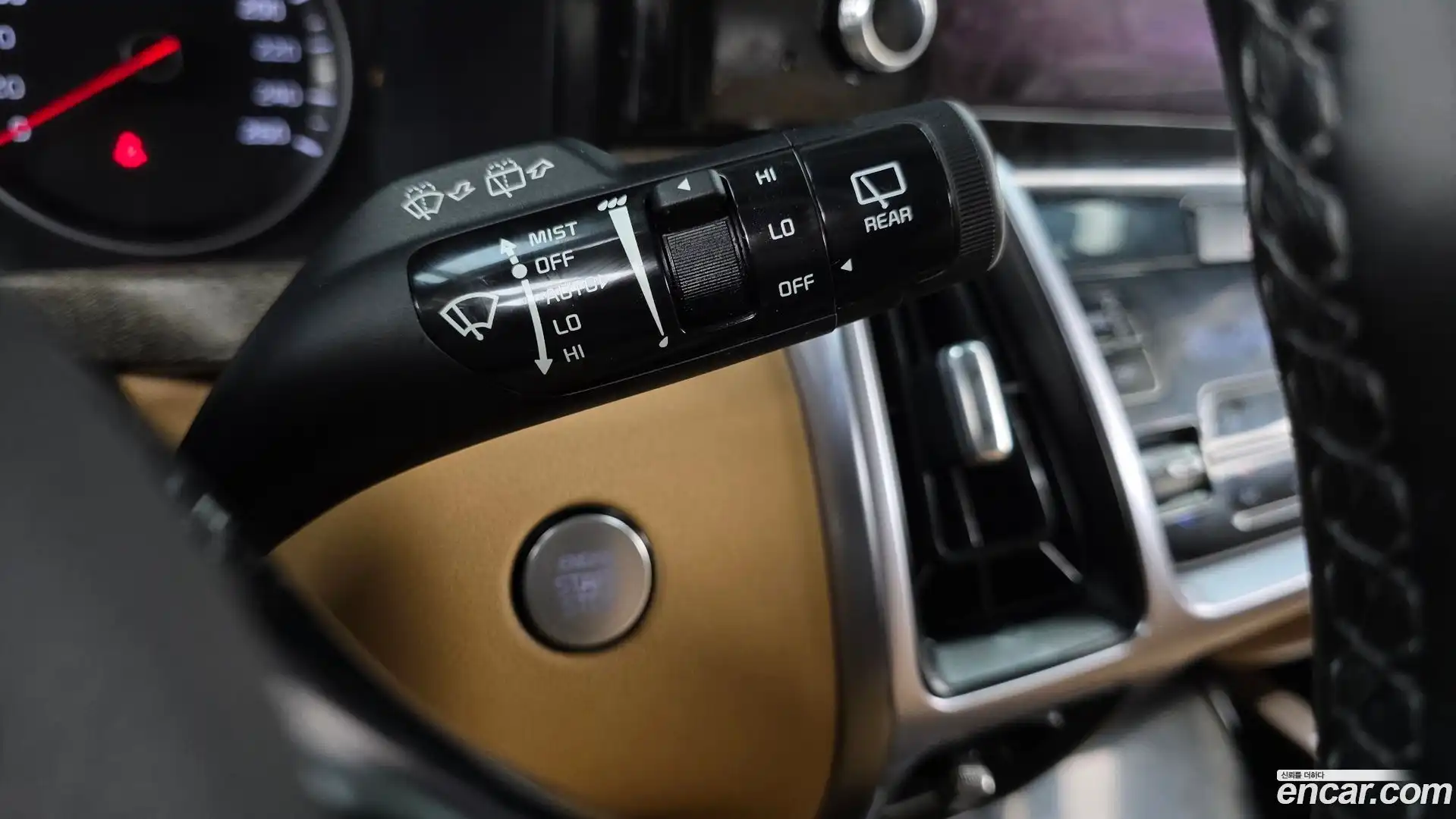 Sorento Kia 2022.5-OPTION-042
