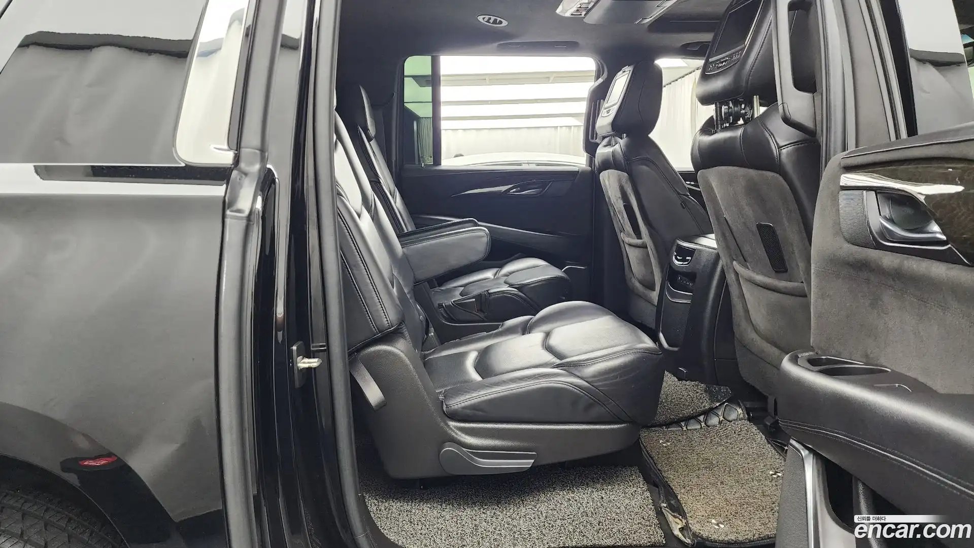 Escalade Cadillac 2017.9-OPTION-016