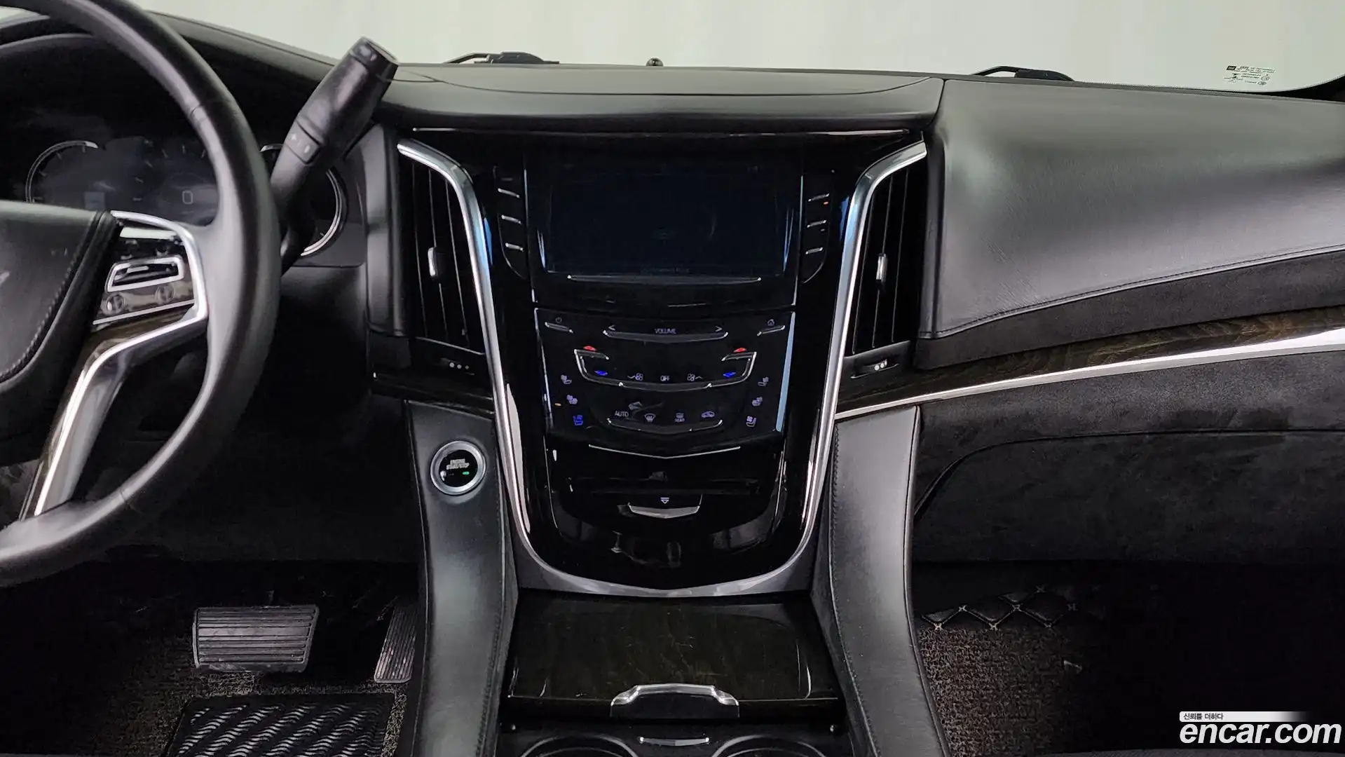 Escalade Cadillac 2017.9-OPTION-018