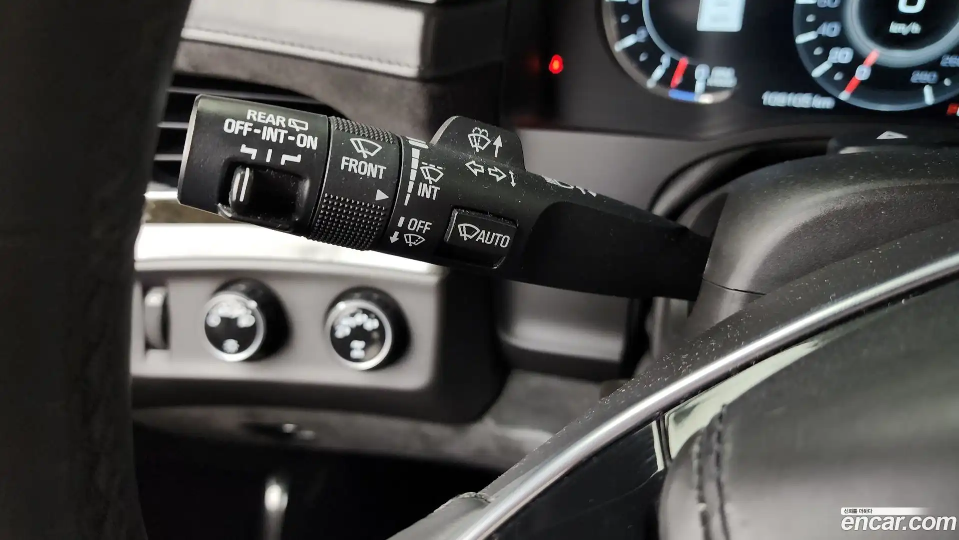 Escalade Cadillac 2017.9-OPTION-043