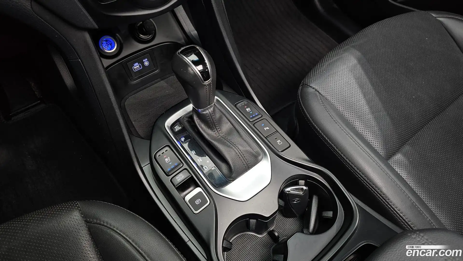 Santafe Hyundai 2017.5-INNER-009