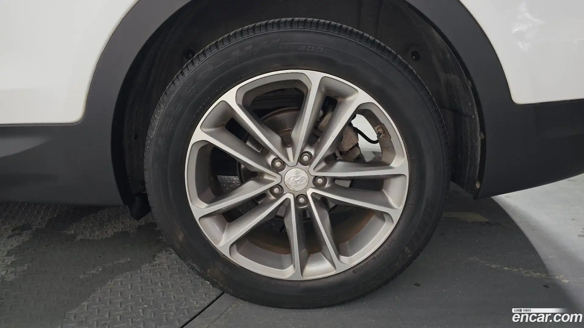 Santafe Hyundai 2017.5-OUTER-031