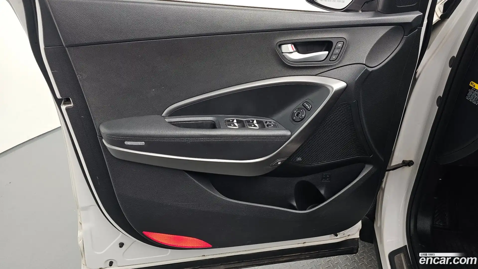 Santafe Hyundai 2017.5-INNER-034
