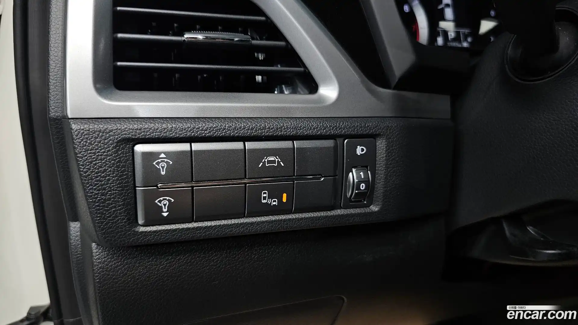 KORANDO KG Mobility 2021.8-OPTION-022