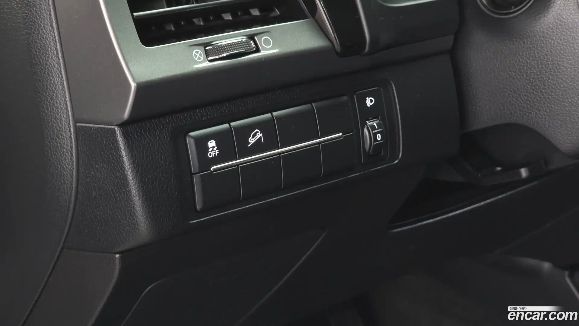 Rexton KG Mobility 2021.9-OPTION-019