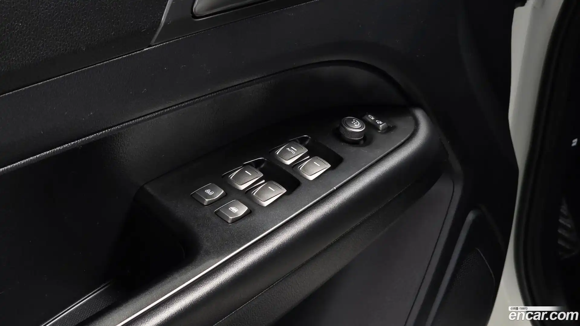Rexton KG Mobility 2021.9-OPTION-020