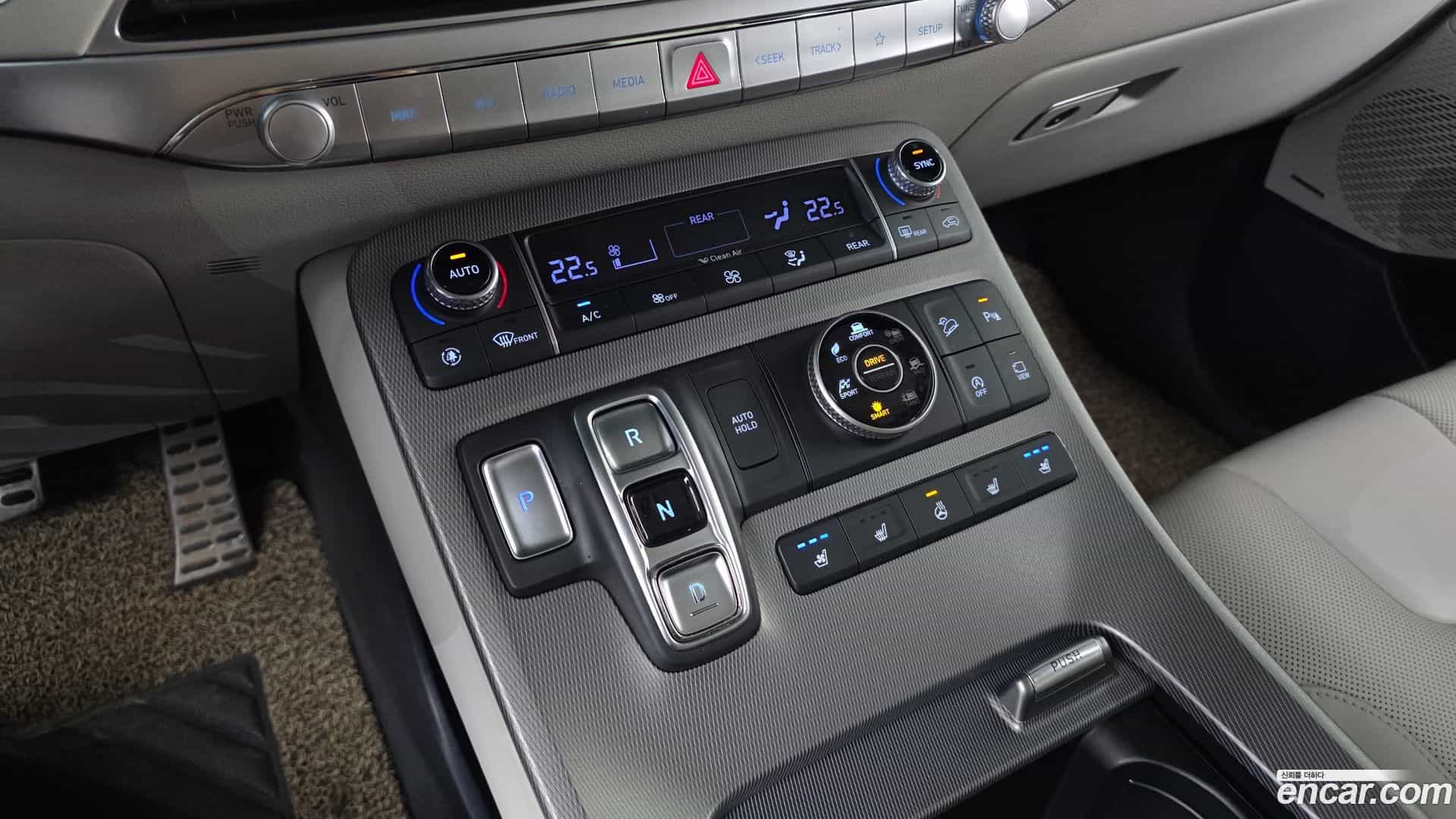 Palisade Hyundai 2021.3-INNER-009