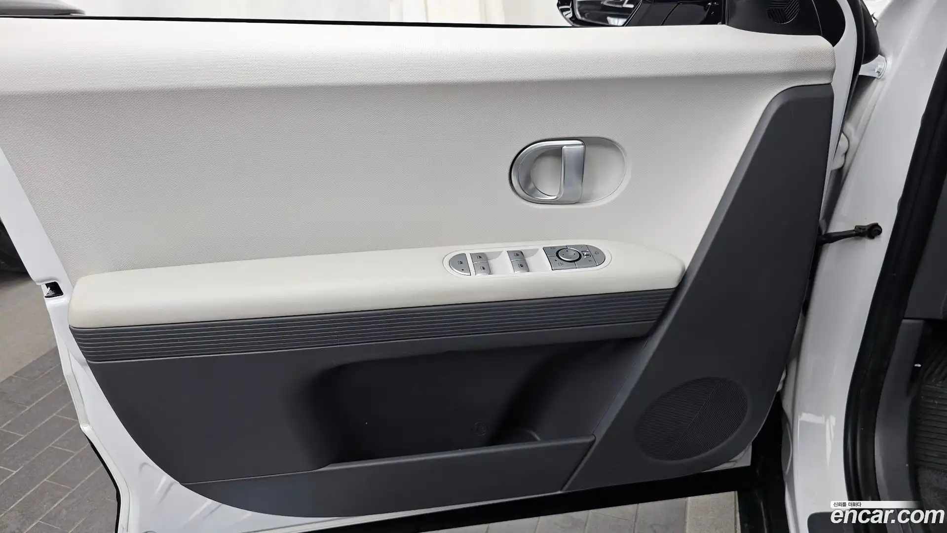 Ioniq5 Hyundai 2021.11-INNER-034