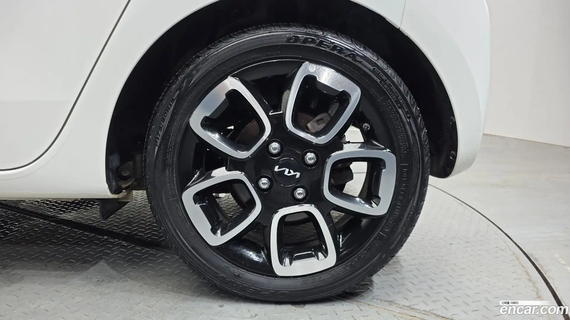 RAY Kia 2022.4-OUTER-031