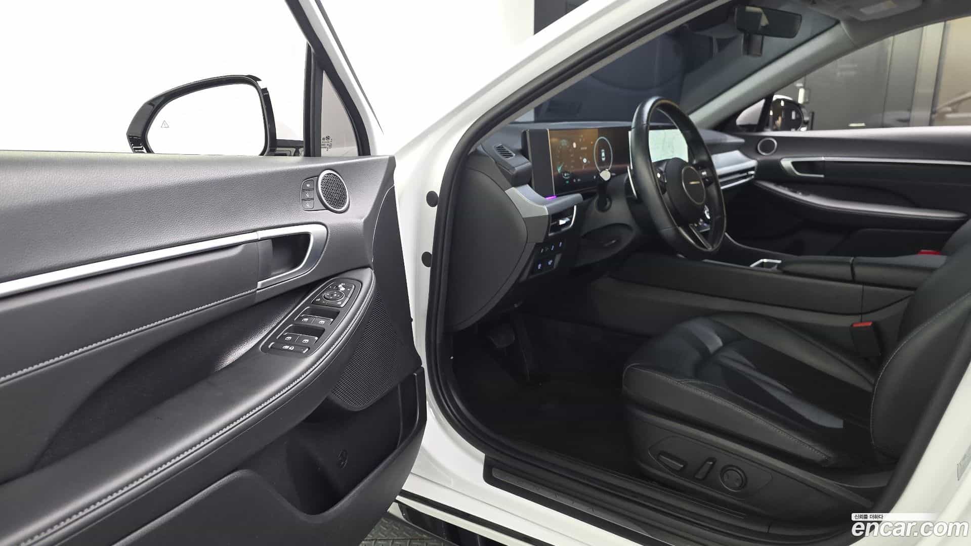 Sonata Hyundai 2023.8-INNER-010