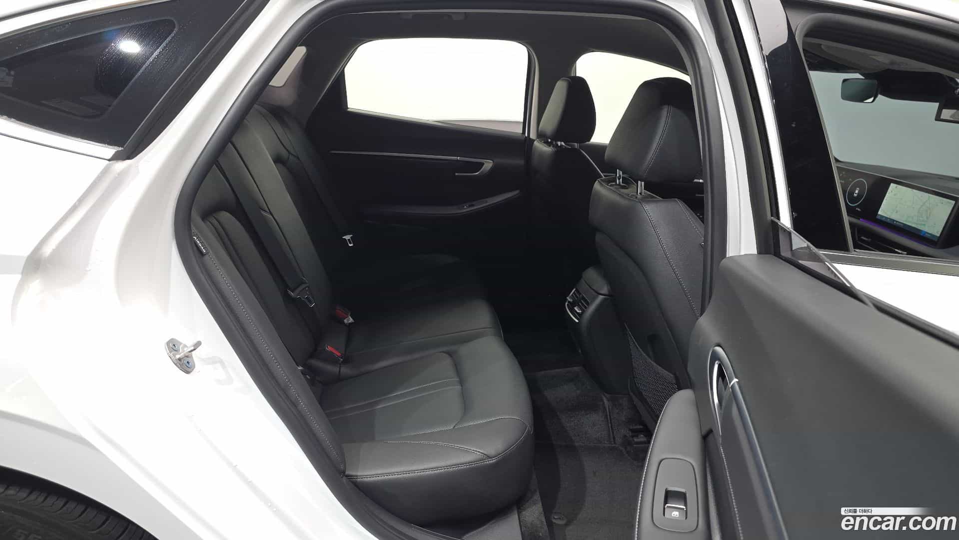 Sonata Hyundai 2023.8-OPTION-016