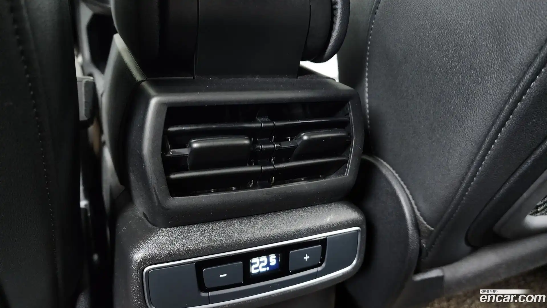Q4 e-tron Audi 2023.9-OPTION-023