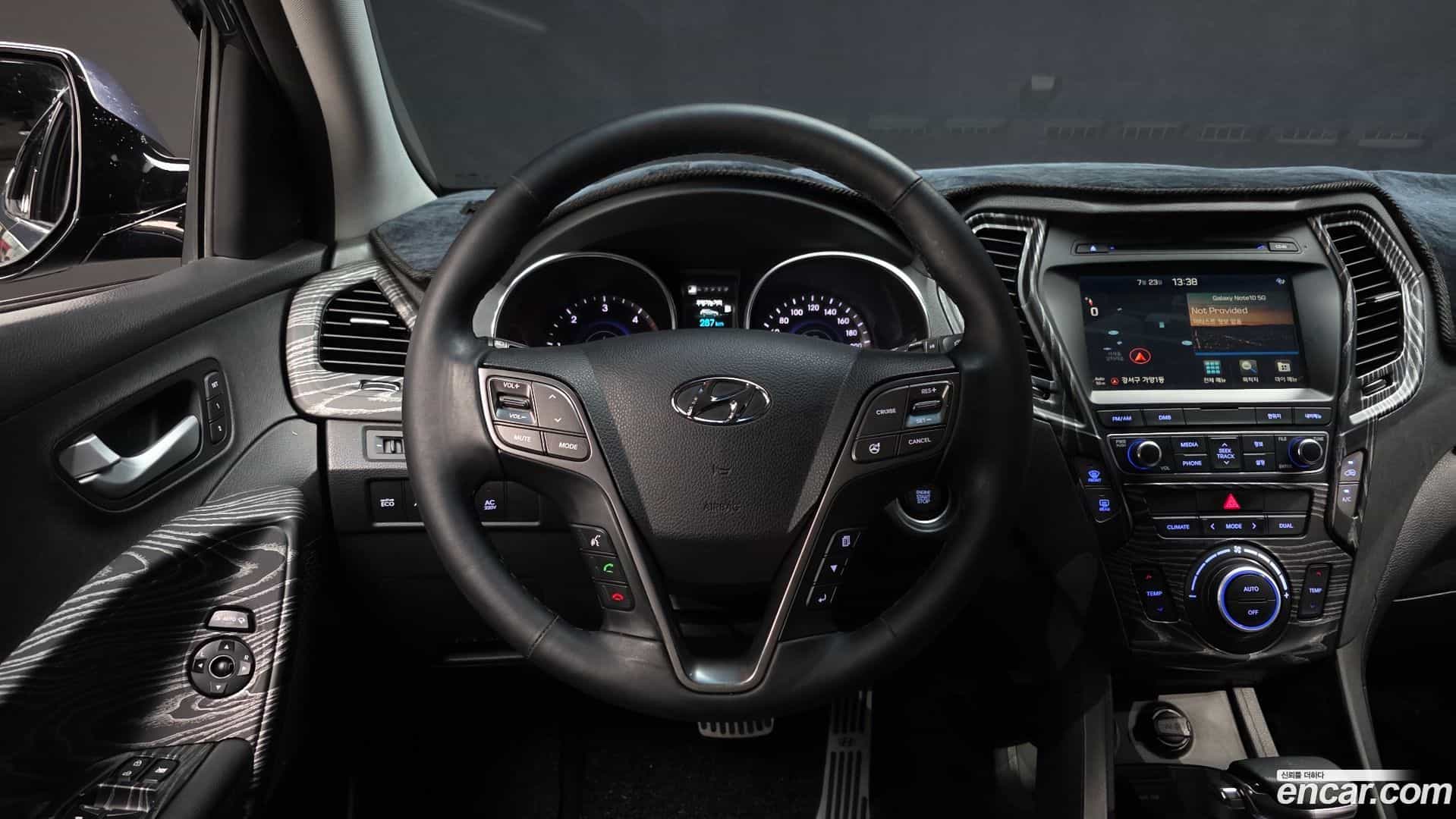 Santafe Hyundai 2015.5-OPTION-018