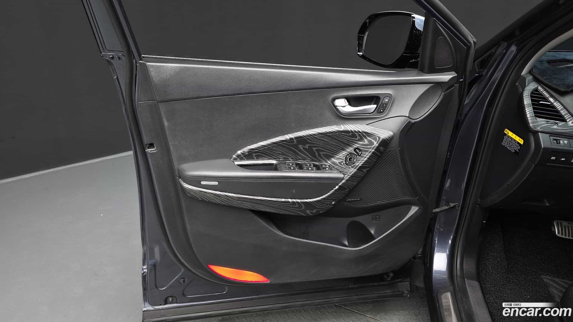 Santafe Hyundai 2015.5-INNER-034