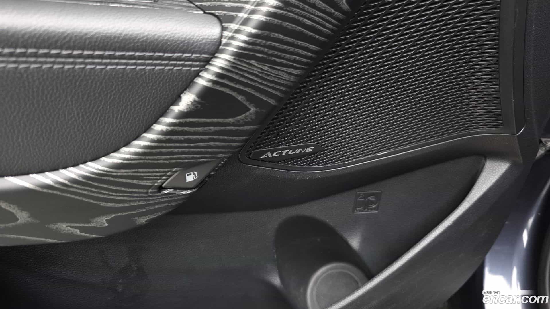 Santafe Hyundai 2015.5-OPTION-046