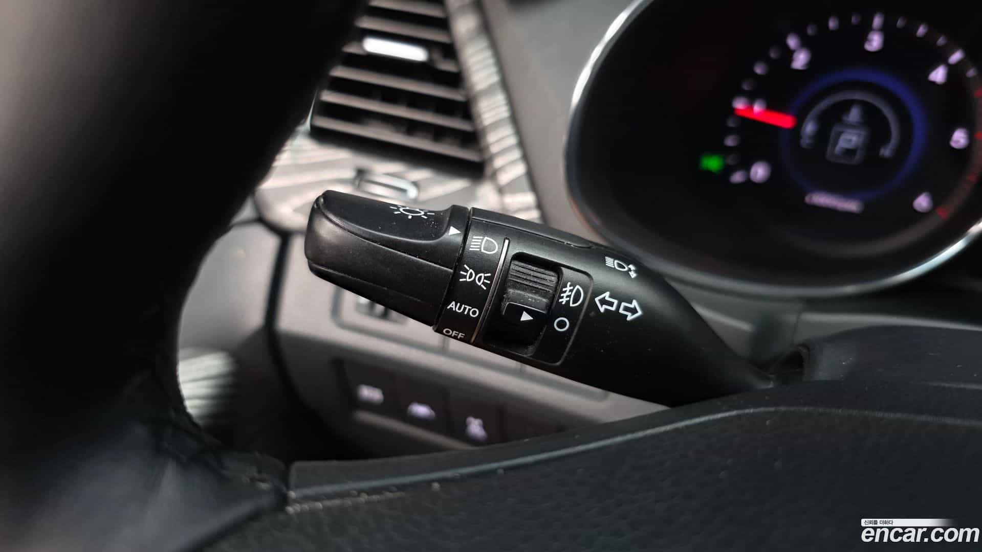 Santafe Hyundai 2015.5-OPTION-047