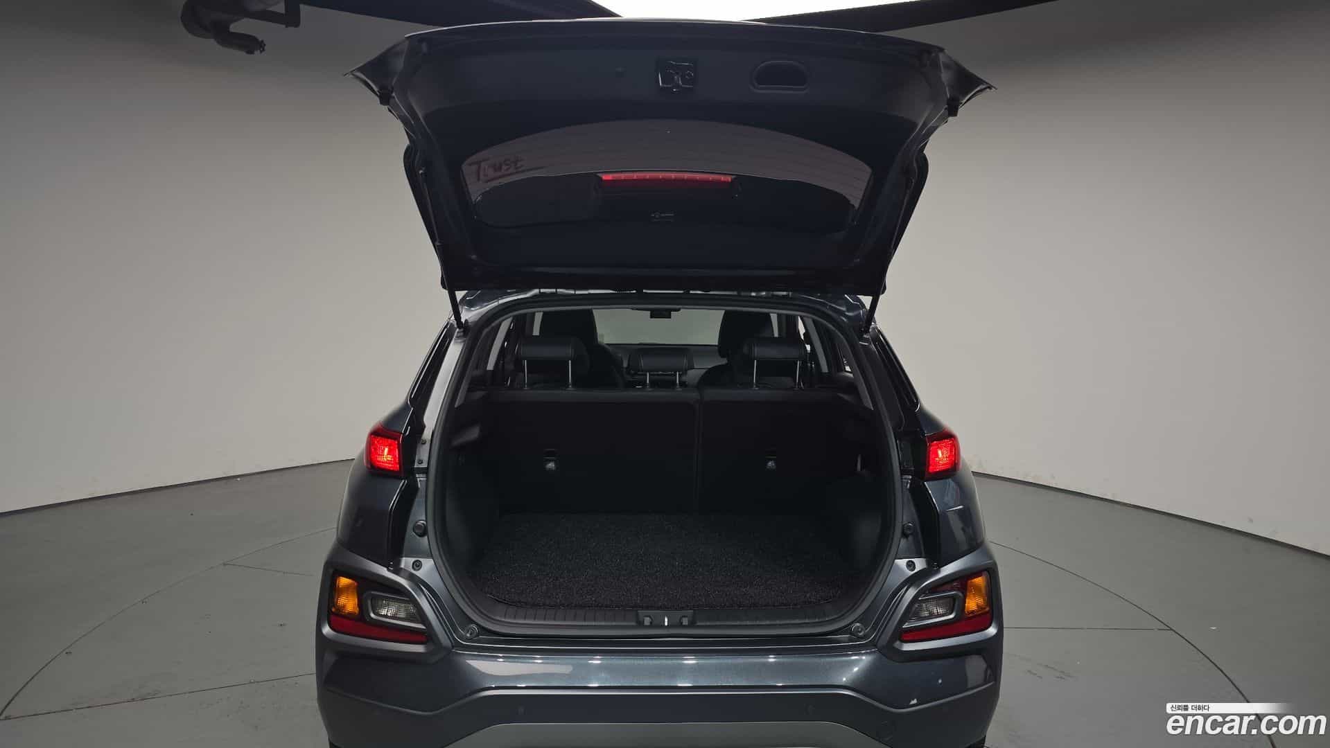 Kona Hyundai 2018.7-OPTION-024