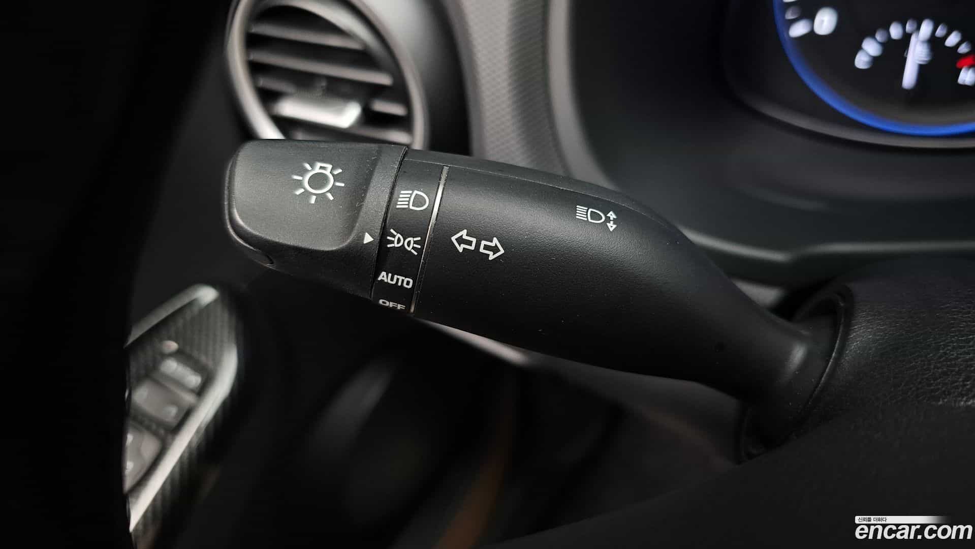 Kona Hyundai 2018.7-OPTION-042