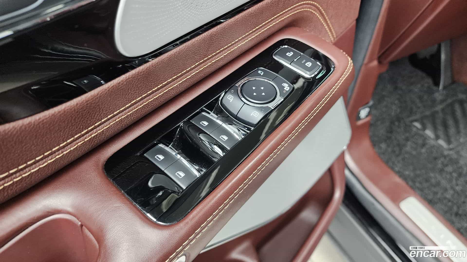 Aviator Lincoln 2021.9-OPTION-043