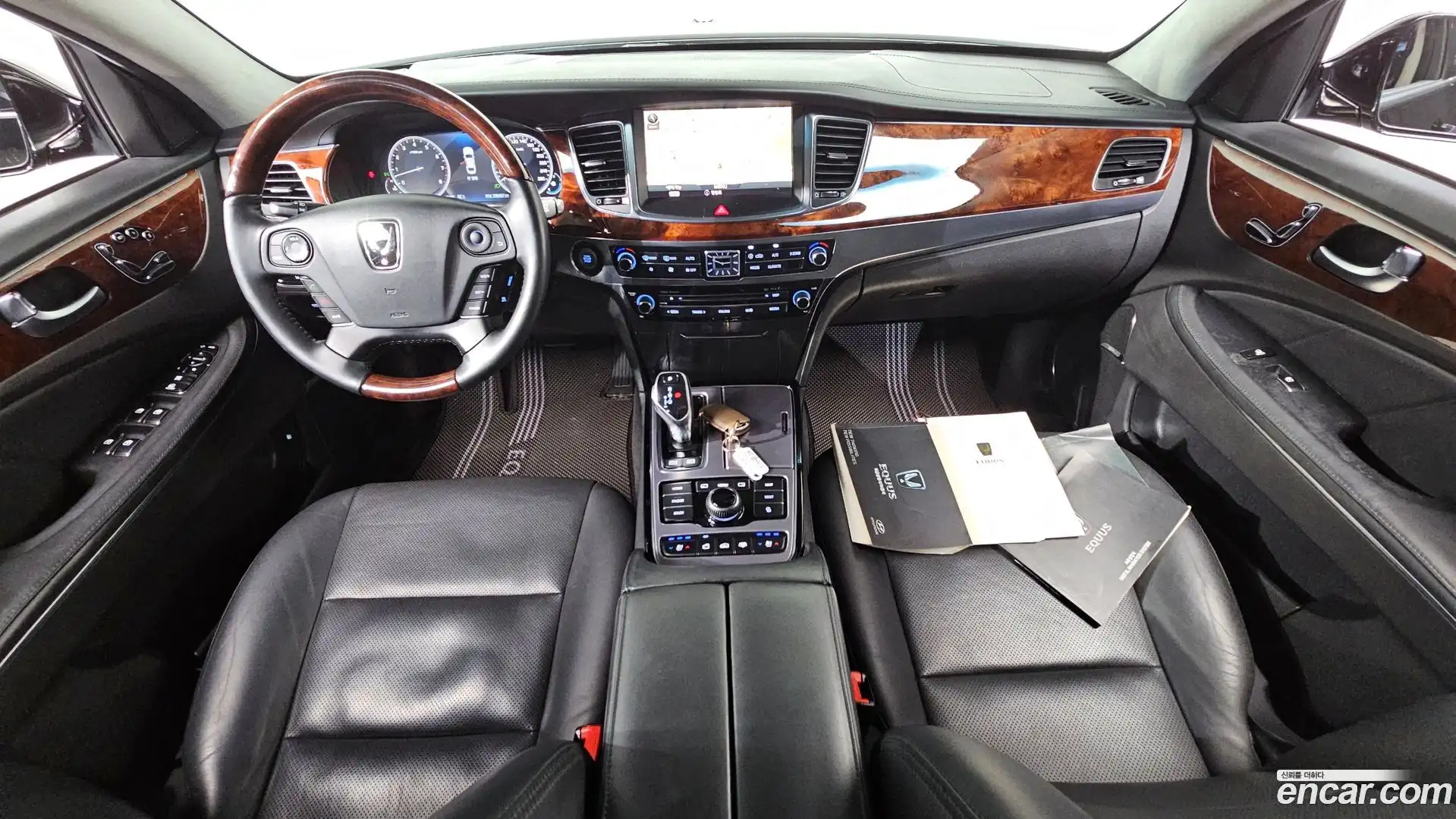 Equus Hyundai 2013.8-INNER-007