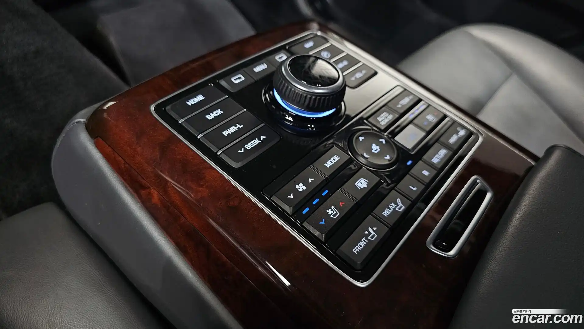 Equus Hyundai 2013.8-OPTION-023