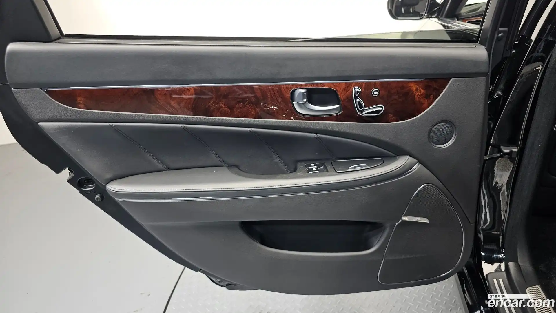 Equus Hyundai 2013.8-INNER-035