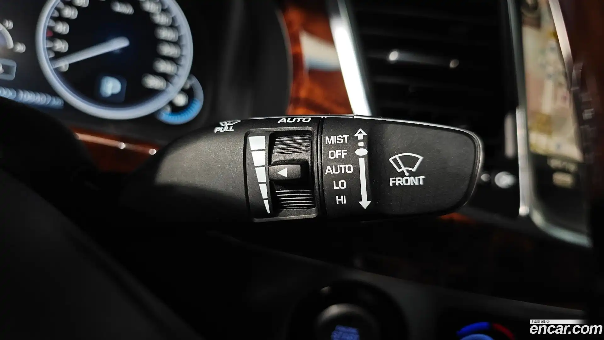 Equus Hyundai 2013.8-OPTION-041