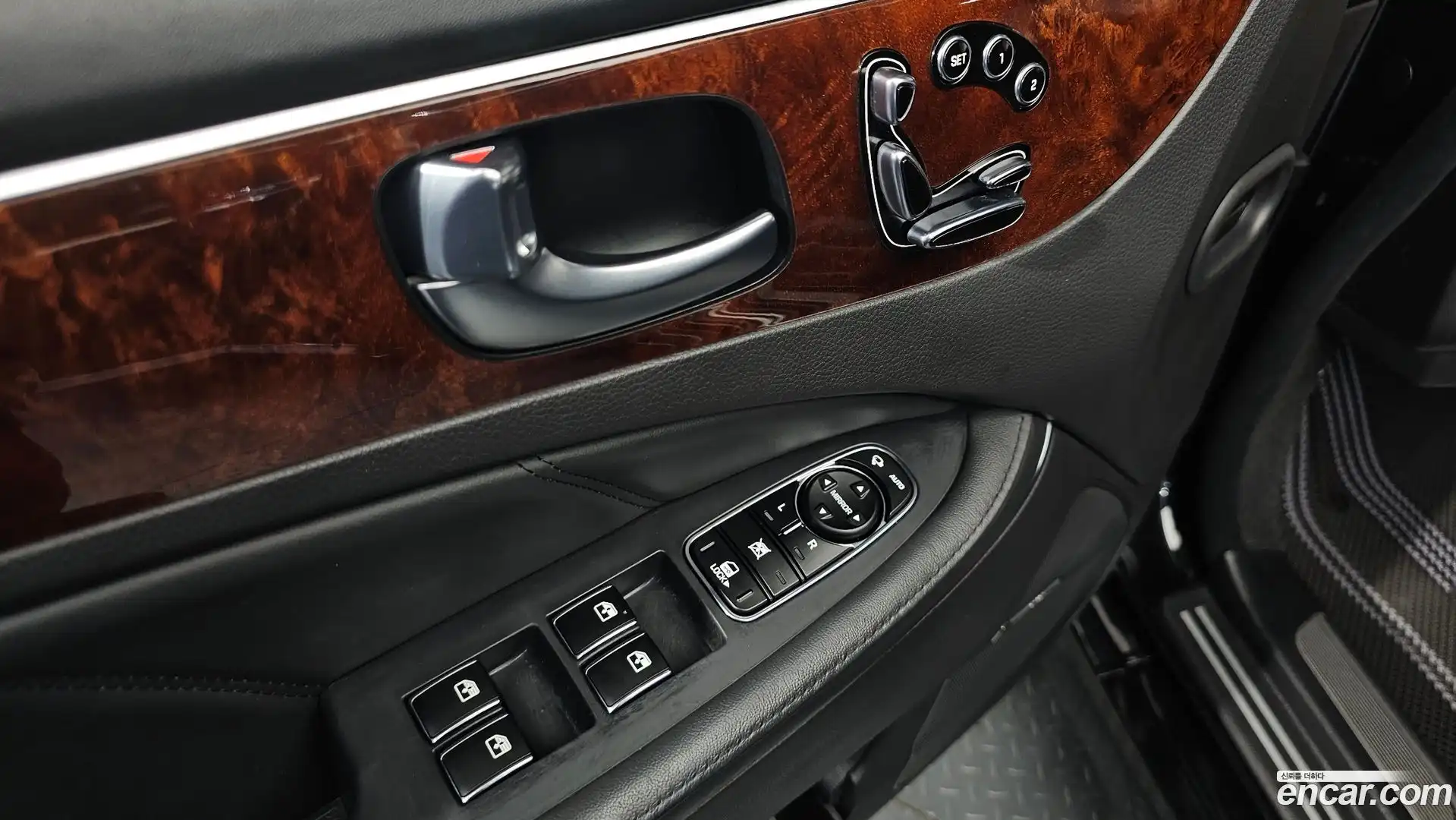 Equus Hyundai 2013.8-OPTION-042