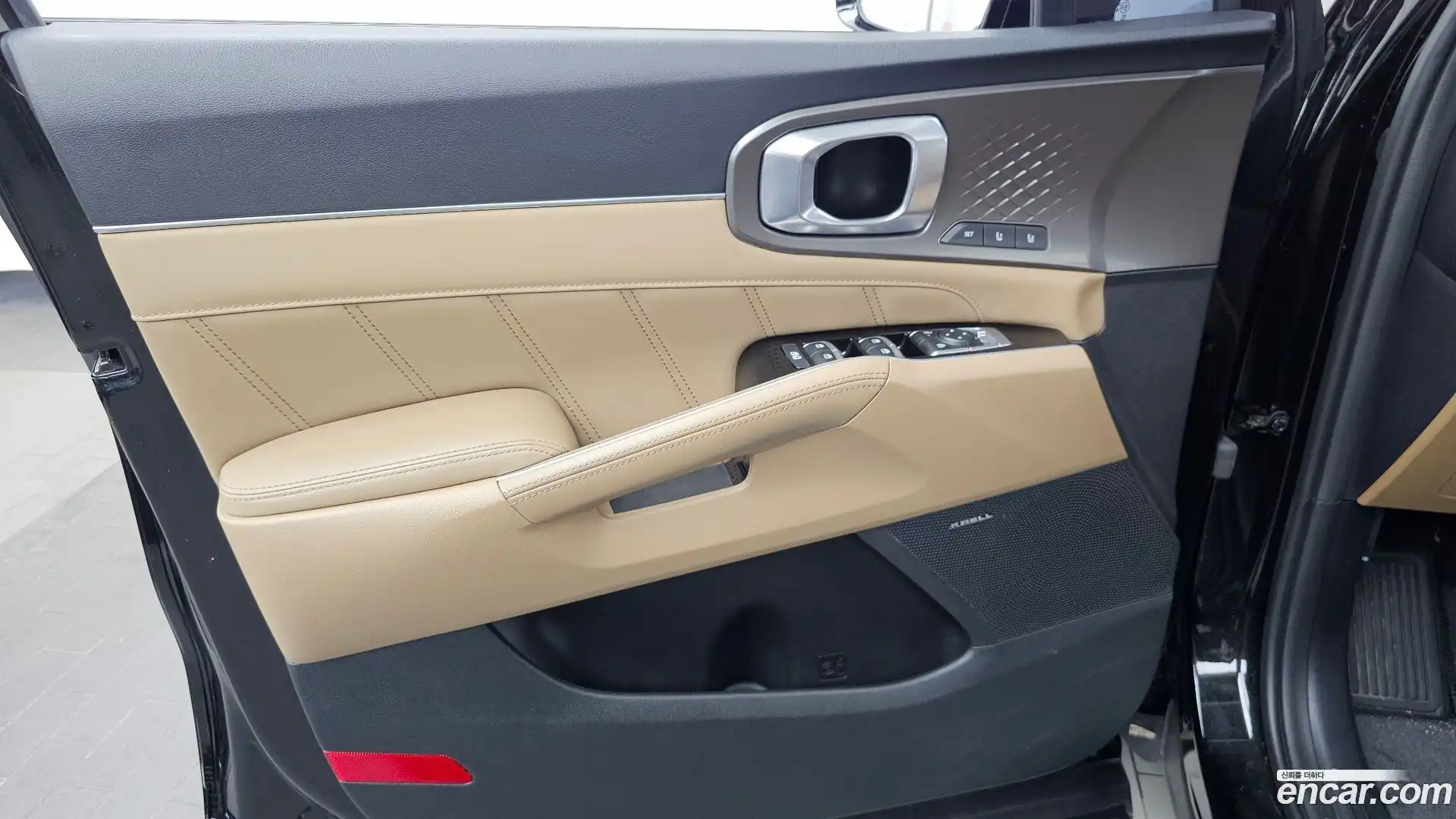 Sorento Kia 2023.9-INNER-034