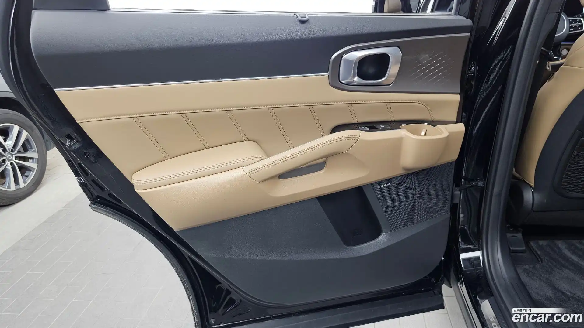 Sorento Kia 2023.9-INNER-035