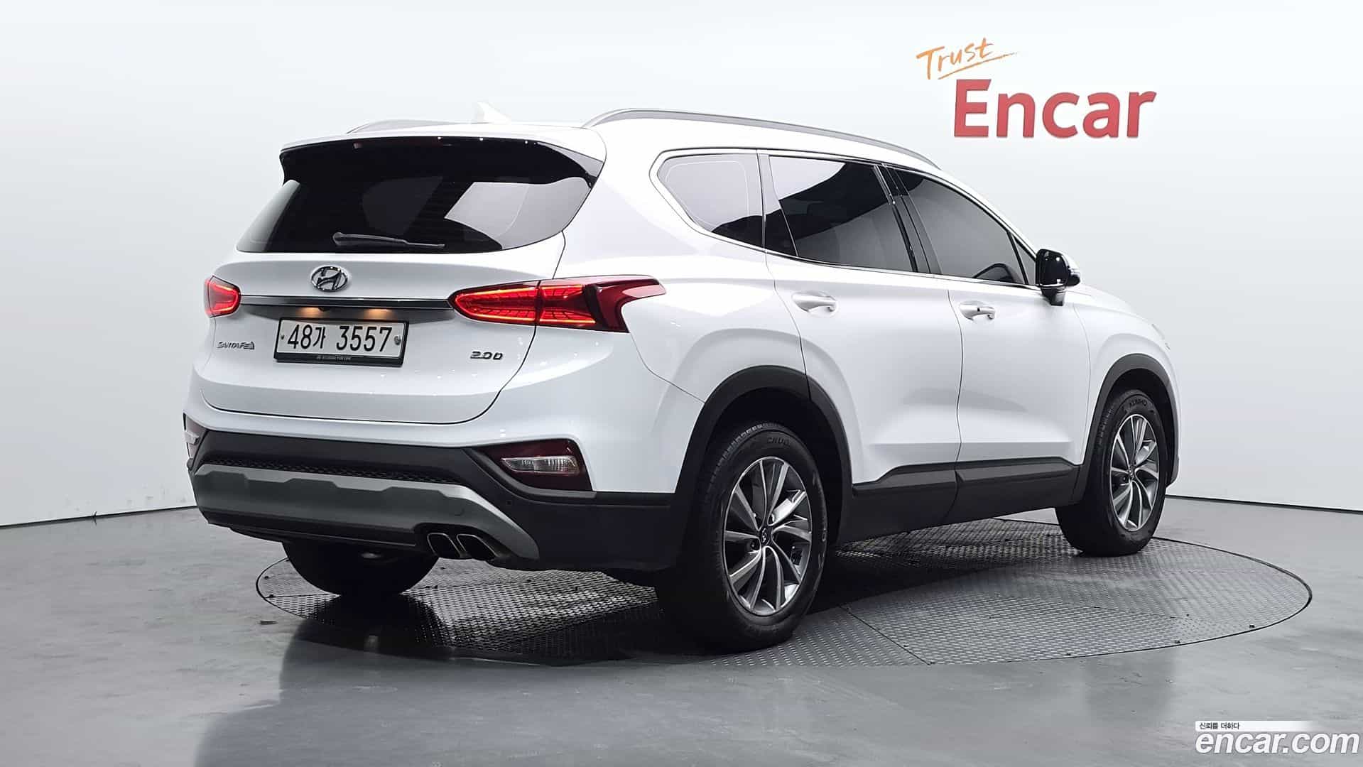 Santafe Hyundai 2018.9-OUTER-002