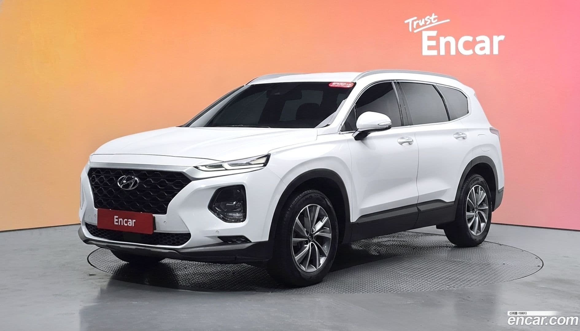 Main__Slider__Photo:Santafe Hyundai 2018.9-0