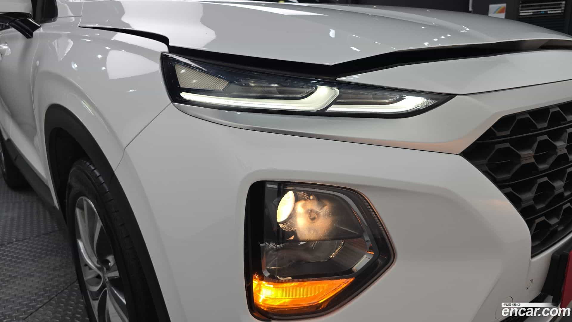 Santafe Hyundai 2018.9-OUTER-032