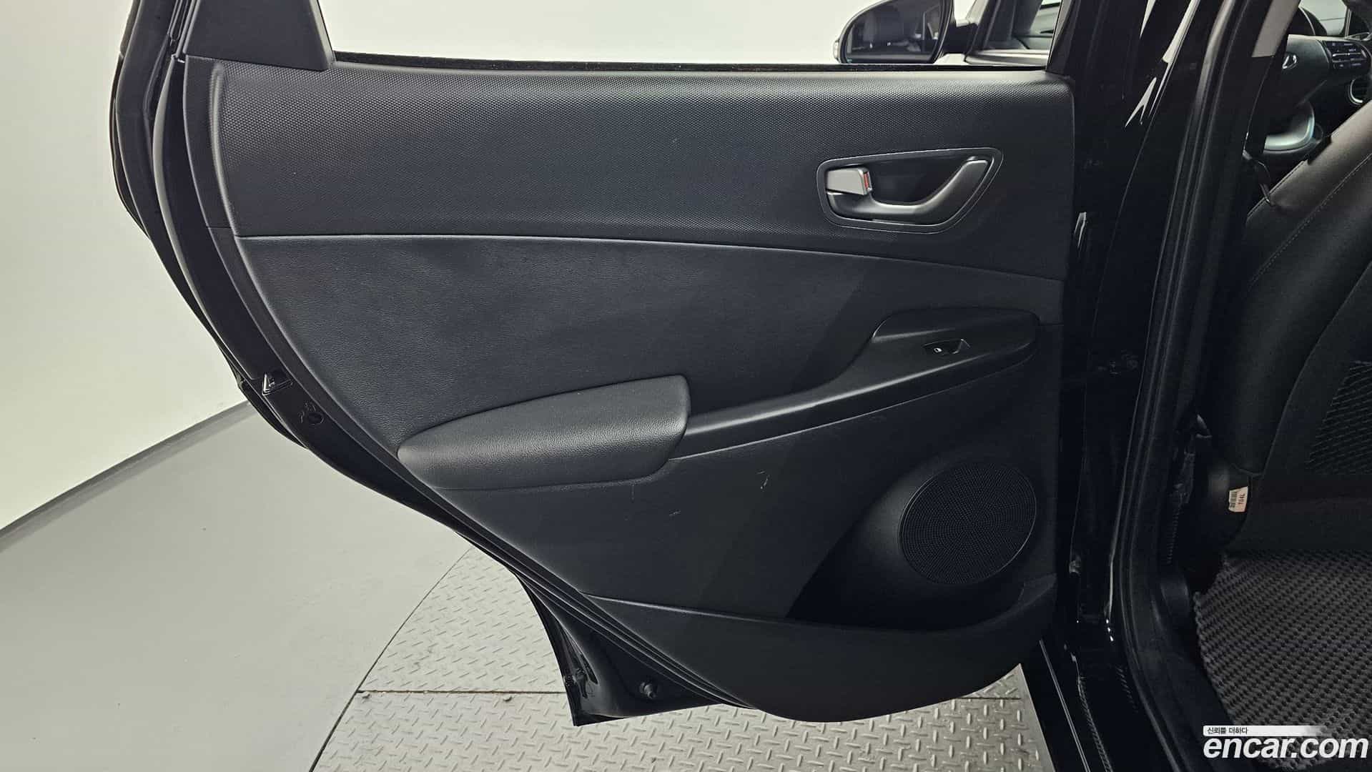 Kona Hyundai 2020.4-INNER-035