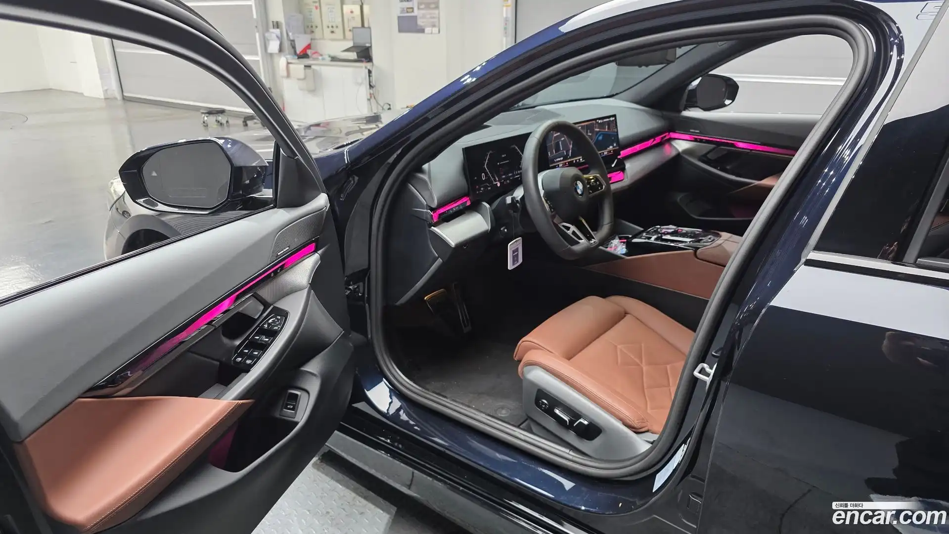 5-Series BMW 2026.0-INNER-010