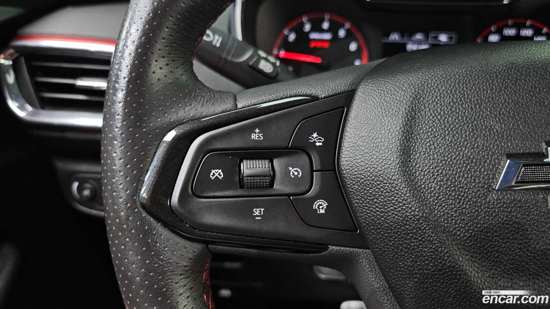 Trailblazer Chevrolet 2020.4-OPTION-040