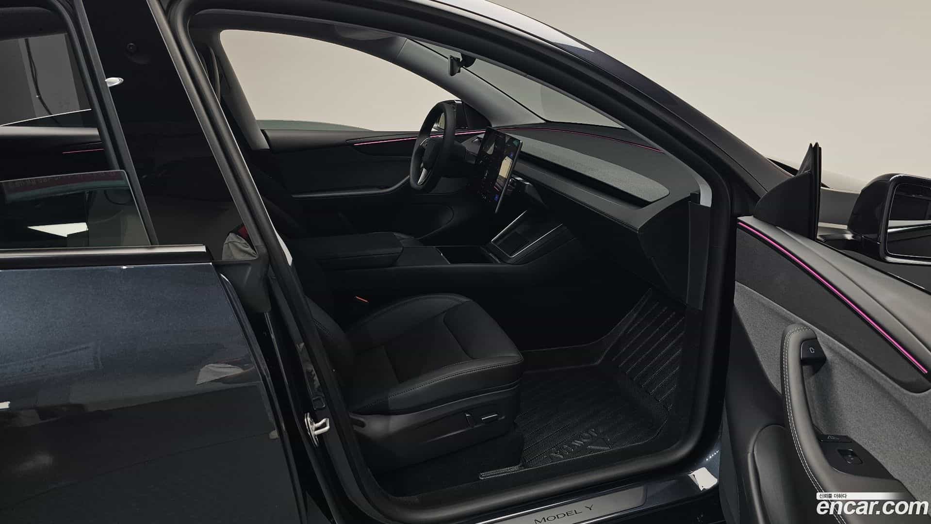Model Y Tesla 2025.4-OPTION-015