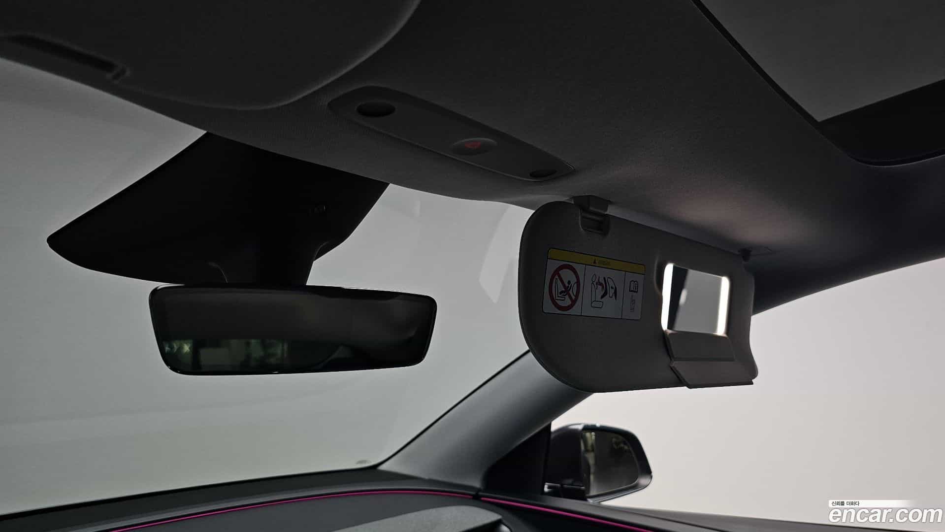 Model Y Tesla 2025.4-OPTION-044