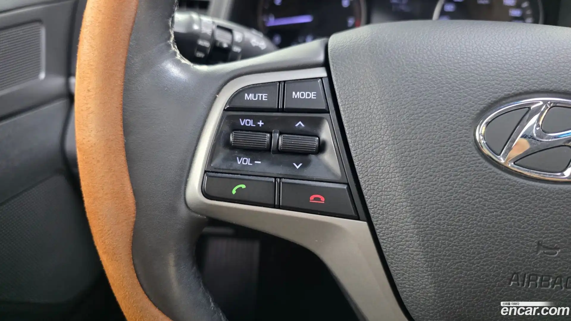 AVANTE Hyundai 2015.9-OPTION-040