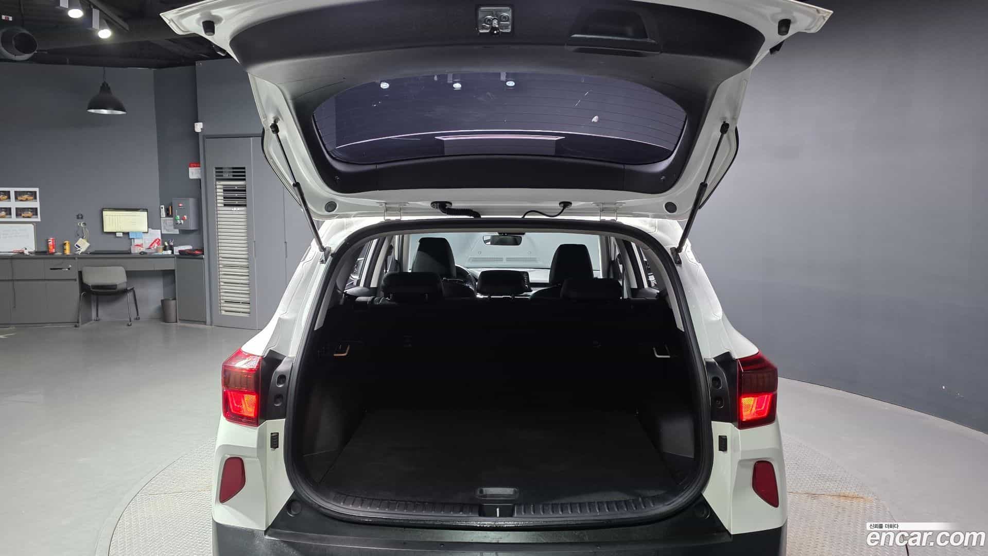 Seltos Kia 2021.3-OPTION-024
