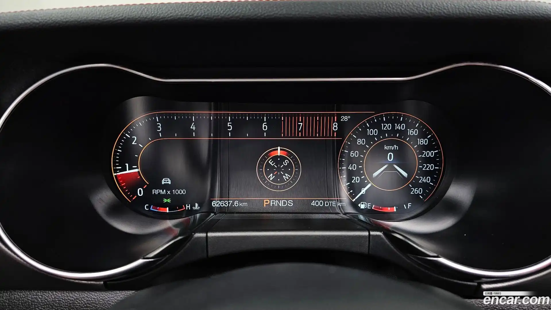 Mustang Ford 2022.5-INNER-008