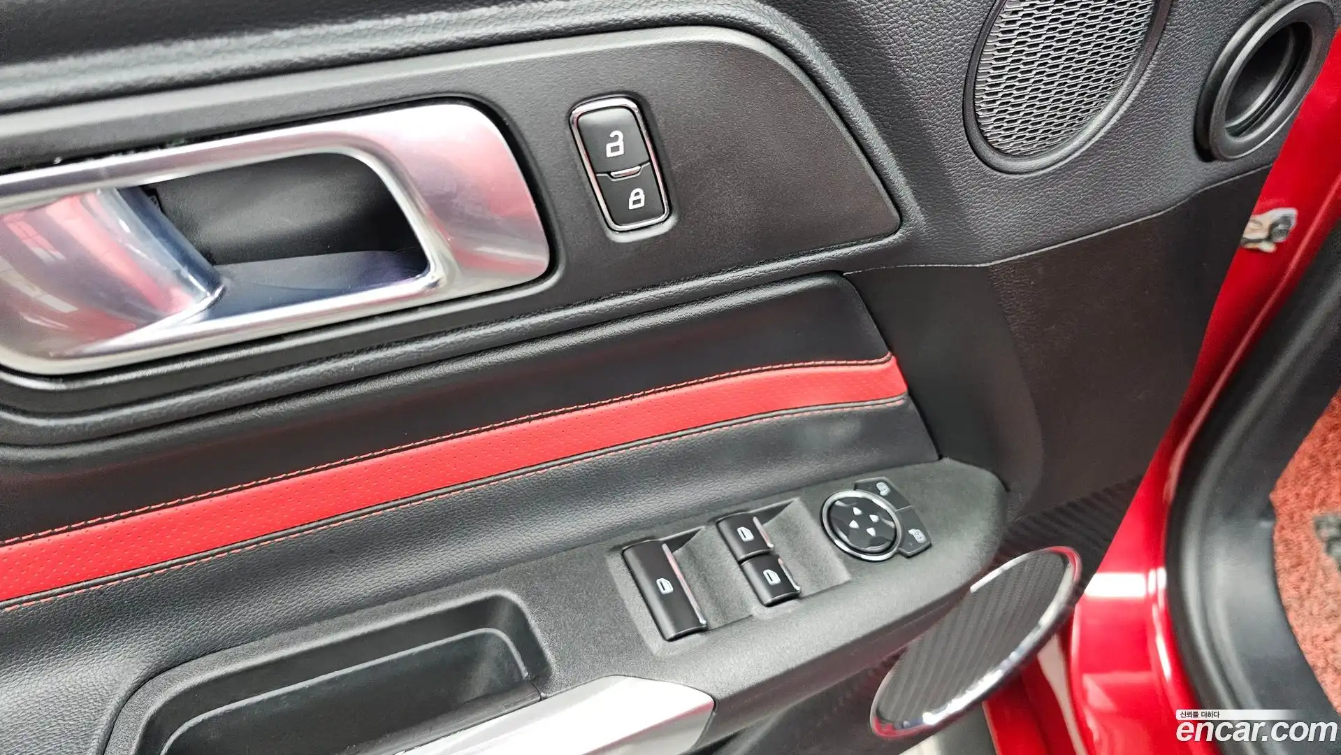 Mustang Ford 2022.5-OPTION-040