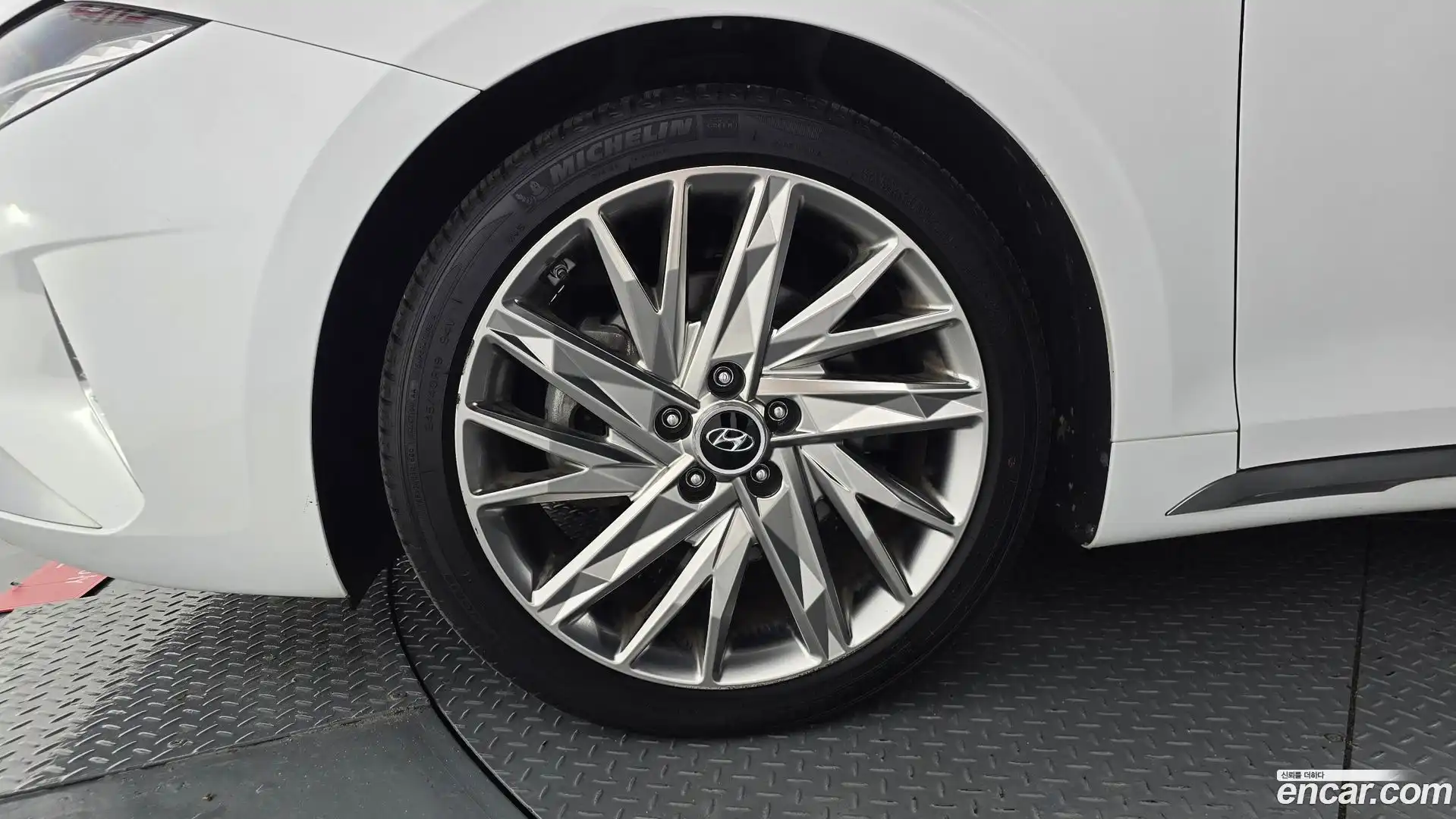 Grandeur Hyundai 2022.6-OUTER-005