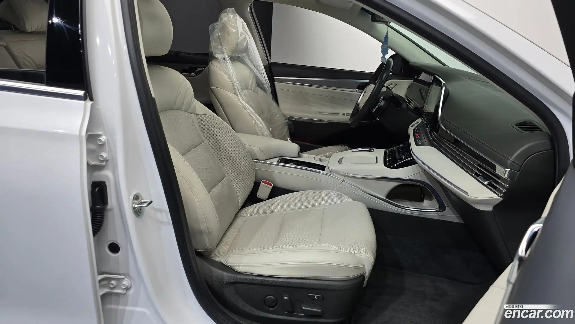 Grandeur Hyundai 2022.6-INNER-036